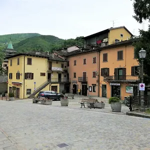 Piazza Iolanda Mansardina Fiumalbo